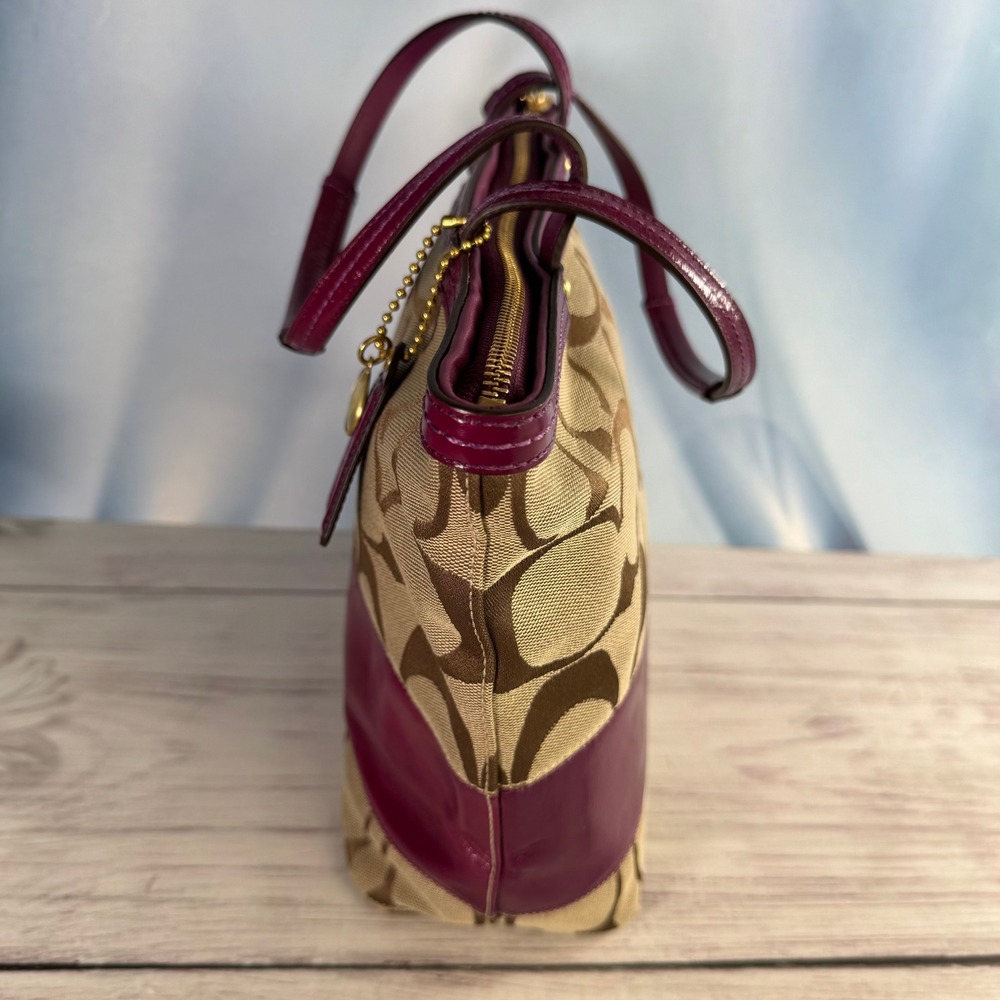 Coach Signature Stripe Tote Women Medium Khaki Purple Patent Leather 12429 Y2K - Picture 9 of 14
